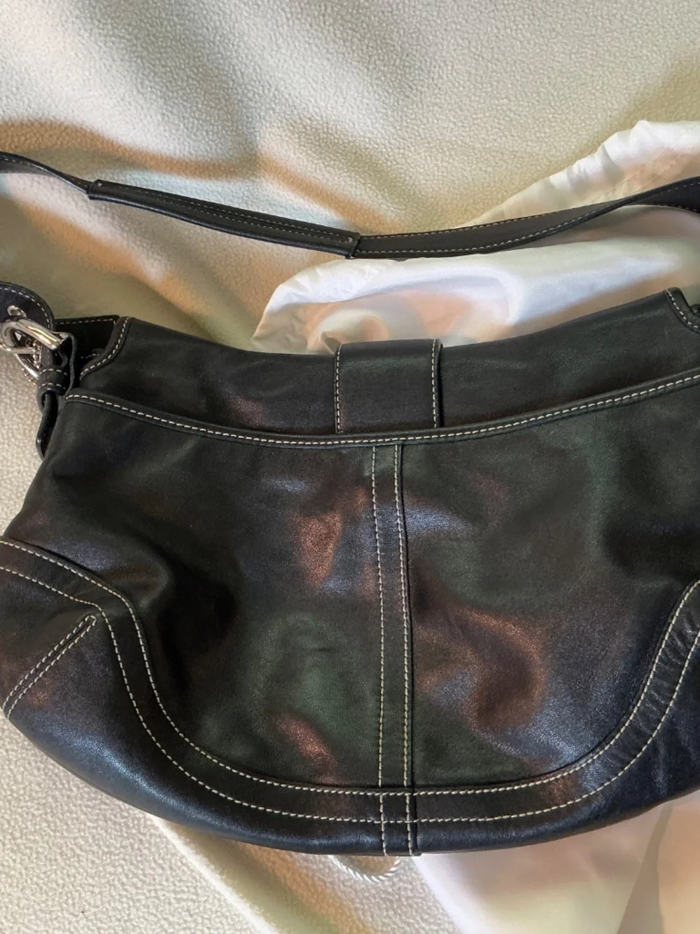 Coach vintage Y2K SoHo Hobo black with buckle